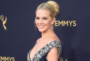 Reese Witherspoon's Elegant Emmys Bun